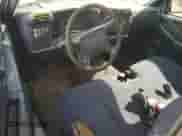 1997 Chevrolet S-10 с VIN 1GCCS14X5VK200713, выставлен на аукционе Copart как лот 79446444 с пробегом 183 308 миль миль и Списание • Salvage title. История ставок и продаж доступна на DreamBid. Изображение 8.