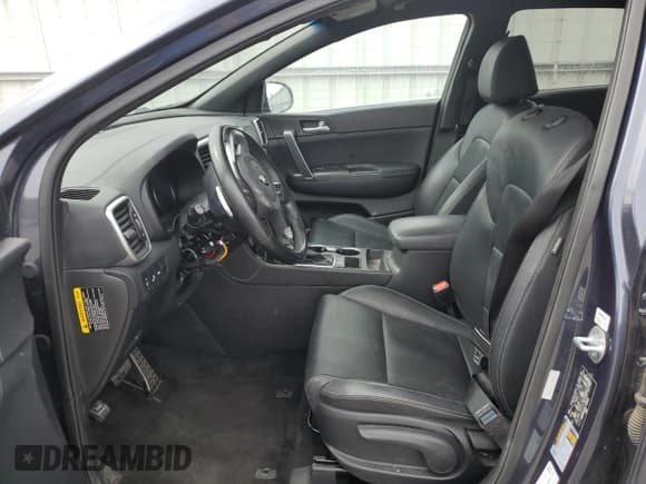 ✅ 2020 Kia Sportage S • VIN: KNDP63AC0L7732910 • Lot: 49707205. Wystawiony na Copart z przebiegiem 61 842 mil. Bezpłatny archiwum sprzedaży aukcyjnych z USA i szczegółowy raport historii pojazdu na DreamBid. Zdjęcie 7.