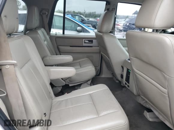 ✅ 2012 Ford Expedition Limited • VIN: 1FMJU1K54CEF20339 • Lot: 90140705. Listed on Copart with 192,886 mi. Free auction sales archive from the USA and detailed vehicle history report at DreamBid. Image 11.