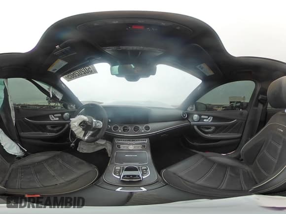 ✅ 2019 Mercedes-Benz E 63 S AMG • VIN: WDDZF8KB0KA629375 • Lot: 50202605. Listed on Copart with 30,059 mi. Free auction sales archive from the USA and detailed vehicle history report at DreamBid. Image 12.