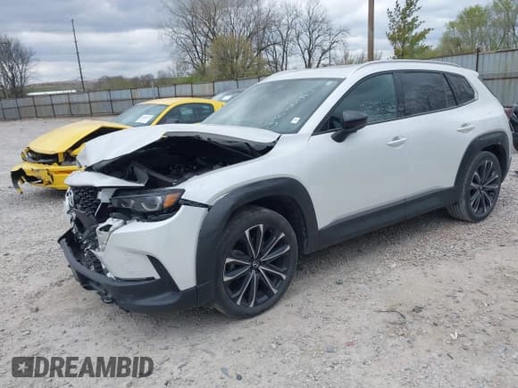 ✅ 2023 Mazda CX-50 S Premium Plus • VIN: 7MMVABEM7PN108865 • Lot: 42049215. Wystawiony na IAAI z przebiegiem 33 285 mil. Bezpłatny archiwum sprzedaży aukcyjnych z USA i szczegółowy raport historii pojazdu na DreamBid. Zdjęcie 17.