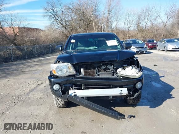 ✅ 2009 Toyota Tacoma PreRunner • VIN: 3TMJU62N99M074807 • Lot: 41664211. Listed on IAAI with 230,481 mi. Free auction sales archive from the USA and detailed vehicle history report at DreamBid. Image 13.