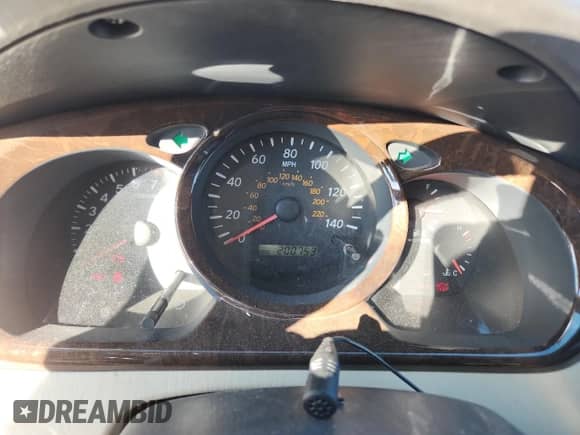 2001 Toyota Highlander z VIN JTEHF21A210007744, wystawiony jako Copart lot #81220365 z przebiegiem 200 753 mil mil oraz Czysty tytuł • Clean title. Historia ofert i sprzedaży dostępna na DreamBid. Obrazek 9.