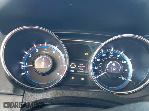 ✅ 2013 Hyundai Sonata SE • VIN: 5NPEC4AB9DH794171 • Lot: 90731365. Listed on Copart with 126,225 mi. Free auction sales archive from the USA and detailed vehicle history report at DreamBid. Image 9.