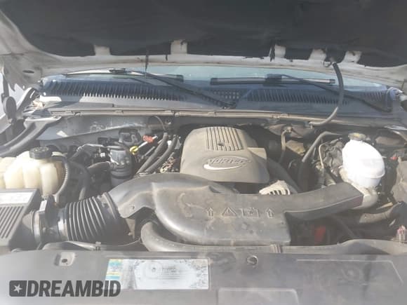 ✅ 2005 Chevrolet Suburban LT • VIN: 3GNFK16ZX5G216948 • Лот: 42670666. Опубликован ранее на IAAI с пробегом 326 932 миль. Бесплатный доступ к архиву аукционных продаж из США и подробный отчёт об истории автомобиля на DreamBid. Изображение 10.