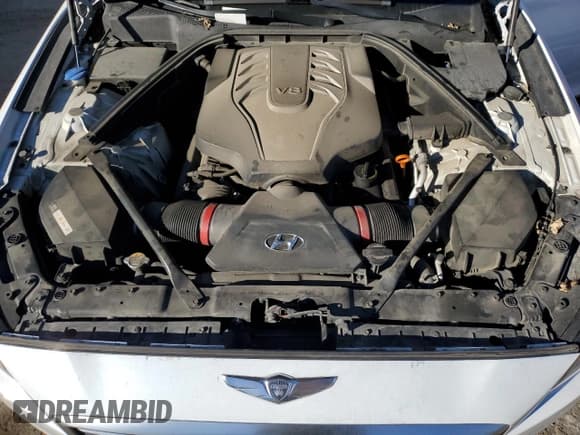 ✅ 2015 Hyundai Genesis 5.0L • VIN: KMHGN4JF7FU031186 • Lot: 73708944. Wystawiony na Copart z przebiegiem 142 682 mil. Bezpłatny archiwum sprzedaży aukcyjnych z USA i szczegółowy raport historii pojazdu na DreamBid. Zdjęcie 11.