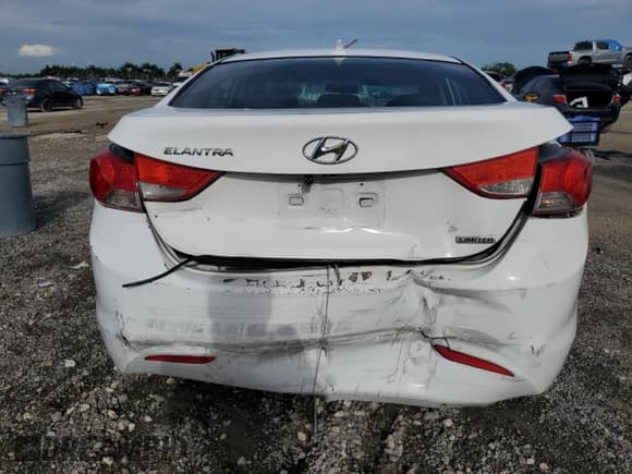 ✅ 2013 Hyundai Elantra GLS • VIN: 5NPDH4AE2DH219384 • Lot: 64769245. Listed on Copart with 184,906 mi. Free auction sales archive from the USA and detailed vehicle history report at DreamBid. Image 6.