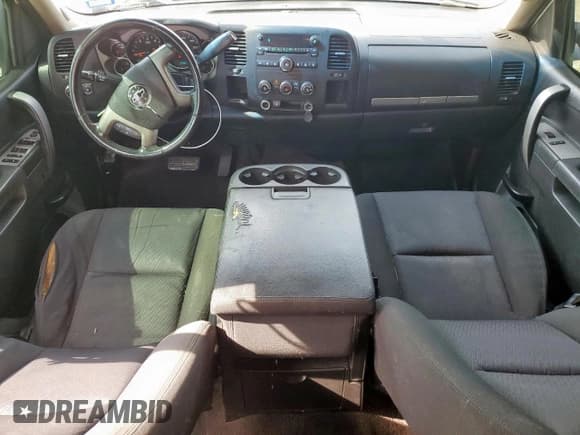 ✅ 2010 Chevrolet Silverado 1500 LT • VIN: 1GCSCSEA4AZ230831 • Lot: 60855475. Wystawiony na Copart z przebiegiem 268 610 mil. Bezpłatny archiwum sprzedaży aukcyjnych z USA i szczegółowy raport historii pojazdu na DreamBid. Zdjęcie 8.