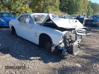 ✅ 2015 Dodge Challenger R/T Plus • VIN: 2C3CDZBT4FH714963 • Lot: 43341470. Wystawiony na IAAI z przebiegiem 82 205 mil. Bezpłatny archiwum sprzedaży aukcyjnych z USA i szczegółowy raport historii pojazdu na DreamBid. Zdjęcie 1.