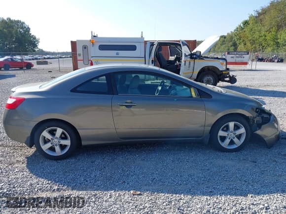 ✅ 2007 Honda Civic EX • VIN: 2HGFG12897H503886 • Lot: 43463594. Listed on IAAI with 186,049 mi. Free auction sales archive from the USA and detailed vehicle history report at DreamBid. Image 14.