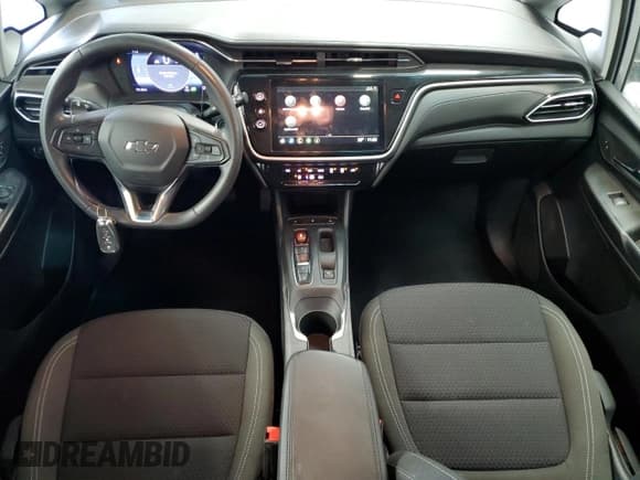 ✅ 2023 Chevrolet Bolt EV 1LT • VIN: 1G1FW6S04P4201601 • Lot: 41665875. Wystawiony na Copart z przebiegiem 13 165 mil. Bezpłatny archiwum sprzedaży aukcyjnych z USA i szczegółowy raport historii pojazdu na DreamBid. Zdjęcie 8.