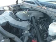 ✅ 2005 Chevrolet Suburban LT • VIN: 3GNFK16Z65G185021 • Лот: 41358279. Опубликован ранее на IAAI с пробегом 252 442 миль. Бесплатный доступ к архиву аукционных продаж из США и подробный отчёт об истории автомобиля на DreamBid. Изображение 19.