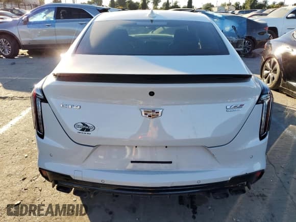 ✅ 2022 Cadillac CT4-V • VIN: 1G6D75RP7N0410492 • Лот: 81132944. Опубликован ранее на Copart с пробегом 21 836 миль. Бесплатный доступ к архиву аукционных продаж из США и подробный отчёт об истории автомобиля на DreamBid. Изображение 6.