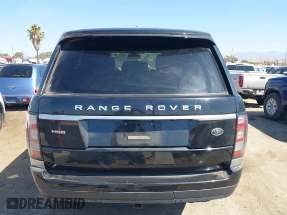 ✅ 2014 Land Rover Range Rover HSE • VIN: SALGS2WF5EA182952 • Lot: 40167081. Listed on IAAI with 126,142 mi. Free auction sales archive from the USA and detailed vehicle history report at DreamBid. Image 16.