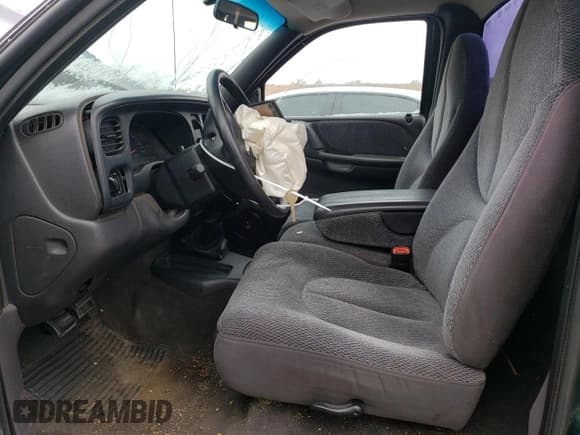 ✅ 1999 Dodge Dakota Sport • VIN: 1B7FL26P0XS238592 • Lot: 44935435. Wystawiony na Copart z przebiegiem 136 218 mil. Bezpłatny archiwum sprzedaży aukcyjnych z USA i szczegółowy raport historii pojazdu na DreamBid. Zdjęcie 7.