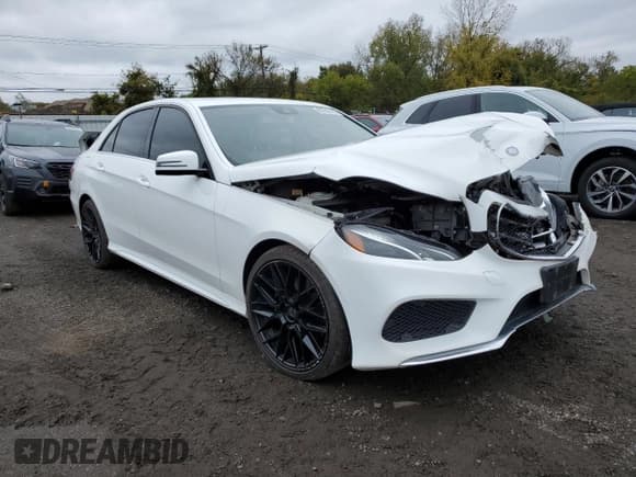 ✅ 2016 Mercedes-Benz E 350 Sport • VIN: WDDHF8JB4GB272183 • Lot: 86709145. Listed on Copart with 137,183 mi. Free auction sales archive from the USA and detailed vehicle history report at DreamBid. Image 4.