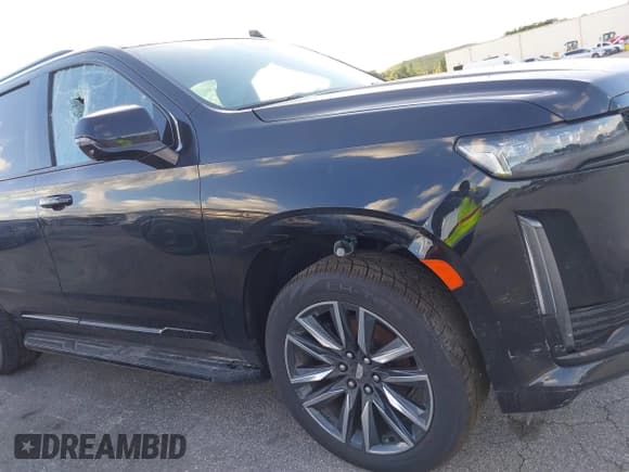 ✅ 2023 Cadillac Escalade 4WD Sport • VIN: 1GYS4EKL2PR351882 • Лот: 41555895. Опубликован ранее на IAAI с пробегом 58 703 миль. Бесплатный доступ к архиву аукционных продаж из США и подробный отчёт об истории автомобиля на DreamBid. Изображение 18.