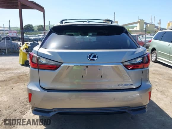 ✅ 2019 Lexus RX 450h • VIN: 2T2BGMCA4KC042885 • Lot: 41975309. Wystawiony na IAAI z przebiegiem 58 089 mil. Bezpłatny archiwum sprzedaży aukcyjnych z USA i szczegółowy raport historii pojazdu na DreamBid. Zdjęcie 17.