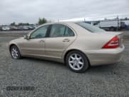 ✅ 2003 Mercedes-Benz C 240 • VIN: WDBRF61JX3F330180 • Лот: 81152585. Опубликован ранее на Copart с пробегом 124 784 миль. Бесплатный доступ к архиву аукционных продаж из США и подробный отчёт об истории автомобиля на DreamBid. Изображение 2.
