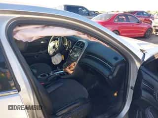 2016 Chevrolet Malibu LT with VIN 1G11C5SA1GF155526, listed as a IAAI auction lot 43564130 with 186,766 mi miles and . Bid and sale history available at DreamBid. Image 5.