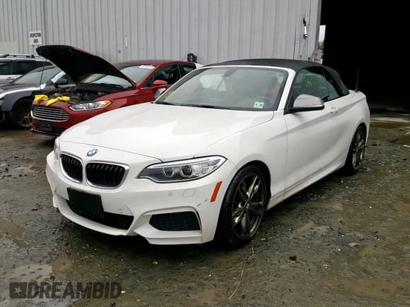 ✅ 2015 BMW 2 Series M235i • VIN: WBA1M1C57FVZ99313 • Lot: 31220780. Wystawiony na Copart z przebiegiem 34 911 mil. Bezpłatny archiwum sprzedaży aukcyjnych z USA i szczegółowy raport historii pojazdu na DreamBid. Zdjęcie 2.