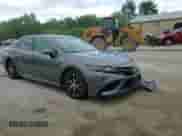 2022 Toyota Camry SE with VIN 4T1G11BK2NU048613, listed as a Copart auction lot 67994955 with 50,250 mi miles and Salvage title. Bid and sale history available at DreamBid. Image 13.