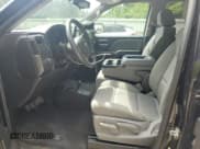 ✅ 2019 Chevrolet Silverado 1500 Custom • VIN: 2GCVKMEC4K1164224 • Lot: 59014405. Wystawiony na Copart z przebiegiem 62 794 mil. Bezpłatny archiwum sprzedaży aukcyjnych z USA i szczegółowy raport historii pojazdu na DreamBid. Zdjęcie 7.