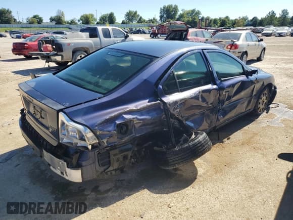 ✅ 2001 Volvo S60 • VIN: YV1RS61N312002131 • Lot: 66033003. Listed on Copart with 271,663 mi. Free auction sales archive from the USA and detailed vehicle history report at DreamBid. Image 3.