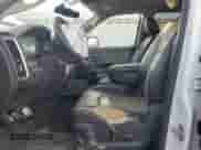 2010 Dodge 1500 Laramie z VIN 1D7RV1GT5AS233964, wystawiony jako Copart lot #44268685 z przebiegiem 189 051 mil mil oraz Szkoda całkowita • Salvage title. Historia ofert i sprzedaży dostępna na DreamBid. Obrazek 7.