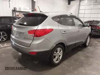 2011 Hyundai Tucson GLS with VIN KM8JU3AC7BU262415, listed as a IAAI auction lot 43439786 with 88,234 mi miles and . Bid and sale history available at DreamBid. Image 4.
