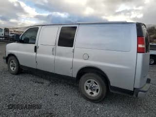 ✅ 2004 GMC Savana • VIN: 1GTFH15T041104161 • Lot: 81276544. Wystawiony na Copart z przebiegiem 361 663 mil. Bezpłatny archiwum sprzedaży aukcyjnych z USA i szczegółowy raport historii pojazdu na DreamBid. Zdjęcie 2.