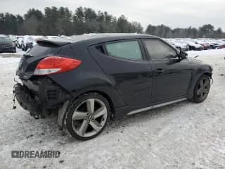 ✅ 2015 Hyundai Veloster Turbo • VIN: KMHTC6AE4FU226458 • Lot: 88645485. Wystawiony na Copart z przebiegiem 113 598 mil. Bezpłatny archiwum sprzedaży aukcyjnych z USA i szczegółowy raport historii pojazdu na DreamBid. Zdjęcie 3.
