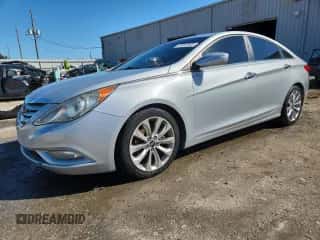 2011 Hyundai Sonata Limited z VIN 5NPEC4ACXBH014426, wystawiony jako Copart lot #87233345 z przebiegiem Nie podano mil oraz Szkoda całkowita • Salvage title. Historia ofert i sprzedaży dostępna na DreamBid. Obrazek 1.