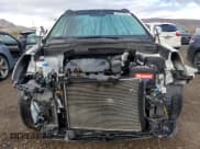 ✅ 2015 Hyundai Santa Fe • VIN: 5XYZU3LB7FG241535 • Лот: 43311844. Опубликован ранее на Copart с пробегом 95 587 миль. Бесплатный доступ к архиву аукционных продаж из США и подробный отчёт об истории автомобиля на DreamBid. Изображение 5.