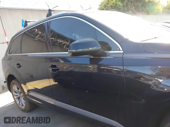 ✅ 2018 Audi Q7 Premium Plus • VIN: WA1LAAF78JD004273 • Lot: 42568063. Listed on IAAI with 94,330 mi. Free auction sales archive from the USA and detailed vehicle history report at DreamBid. Image 14.