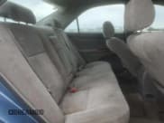 ✅ 2002 Toyota Camry XLE • VIN: JTDBE30K320042470 • Lot: 81949425. Wystawiony na Copart z przebiegiem 302 929 mil. Bezpłatny archiwum sprzedaży aukcyjnych z USA i szczegółowy raport historii pojazdu na DreamBid. Zdjęcie 10.