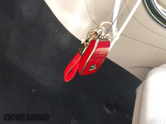 ✅ 2022 Mercedes-Benz GLC 300 • VIN: W1N0J8EB8NG018694 • Lot: 43076672. Wystawiony na IAAI z przebiegiem 42 987 mil. Bezpłatny archiwum sprzedaży aukcyjnych z USA i szczegółowy raport historii pojazdu na DreamBid. Zdjęcie 11.