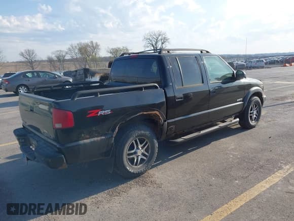 ✅ 2003 Chevrolet S-10 LS • VIN: 1GCDT13X73K174597 • Лот: 42046222. Опубликован ранее на IAAI с пробегом 150 016 миль. Бесплатный доступ к архиву аукционных продаж из США и подробный отчёт об истории автомобиля на DreamBid. Изображение 4.