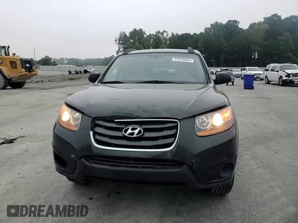 2010 Hyundai Santa Fe GLS с VIN 5NMSG3AB1AH408532, выставлен на аукционе Copart как лот 72510044 с пробегом 156 781 миль миль и Списание • Salvage title. История ставок и продаж доступна на DreamBid. Изображение 12.