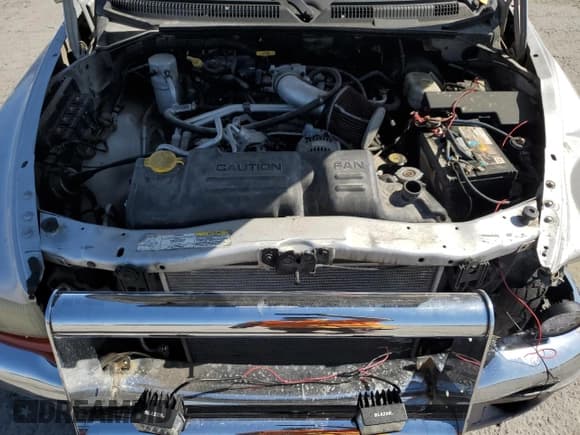 ✅ 2004 Dodge Dakota SLT • VIN: 1D7HG48N74S509797 • Lot: 57797055. Wystawiony na Copart z przebiegiem 214 275 mil. Bezpłatny archiwum sprzedaży aukcyjnych z USA i szczegółowy raport historii pojazdu na DreamBid. Zdjęcie 11.