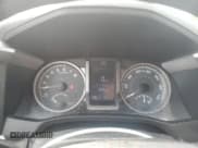 ✅ 2016 Toyota Tacoma TRD Sport • VIN: 3TMBZ5DN3GM004519 • Лот: 91908875. Опубликован ранее на Copart с пробегом 104 621 миль. Бесплатный доступ к архиву аукционных продаж из США и подробный отчёт об истории автомобиля на DreamBid. Изображение 9.