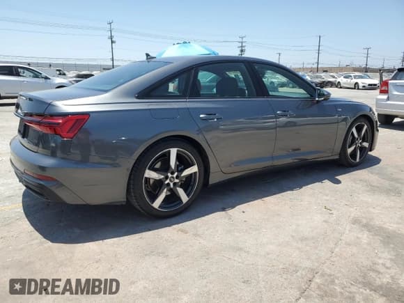 ✅ 2021 Audi A6 Premium Plus • VIN: WAUL2AF29MN085836 • Lot: 61456475. Listed on Copart with 26,447 mi. Free auction sales archive from the USA and detailed vehicle history report at DreamBid. Image 3.