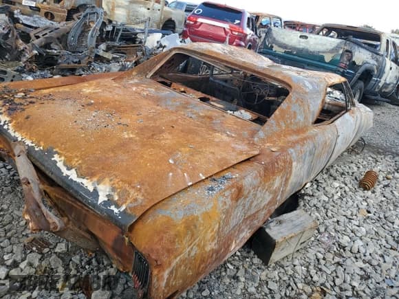 ✅ 1966 Pontiac GTO • VIN: 237176P341315 • Lot: 70759254. Wystawiony na Copart z przebiegiem Nie podano. Bezpłatny archiwum sprzedaży aukcyjnych z USA i szczegółowy raport historii pojazdu na DreamBid. Zdjęcie 3.