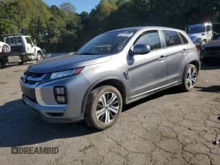 2022 Mitsubishi Outlander ES with VIN JA4ARUAU4NU009121, listed as a Copart auction lot 85176805 with Not provided miles and Clean title. Bid and sale history available at DreamBid. Image 1.