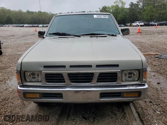 ✅ 1996 Nissan Frontier XE • VIN: 1N6SD16SXTC308255 • Лот: 53027865. Опубликован ранее на Copart с пробегом 299 424 миль. Бесплатный доступ к архиву аукционных продаж из США и подробный отчёт об истории автомобиля на DreamBid. Изображение 5.