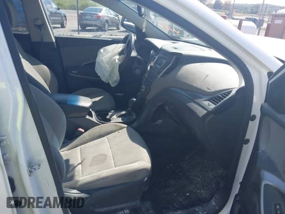 2016 Hyundai Santa Fe с VIN 5XYZUDLB2GG368085, выставлен на аукционе IAAI как лот 43321413 с пробегом 168 280 миль миль и . История ставок и продаж доступна на DreamBid. Изображение 5.