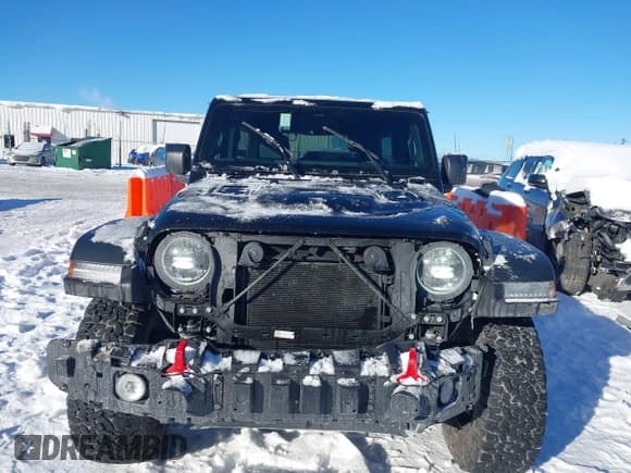 ✅ 2025 Jeep Wrangler Rubicon • VIN: 1C4PJXFN4SW663983 • Lot: 43821052. Listed on IAAI with 4,345 mi. Free auction sales archive from the USA and detailed vehicle history report at DreamBid. Image 13.