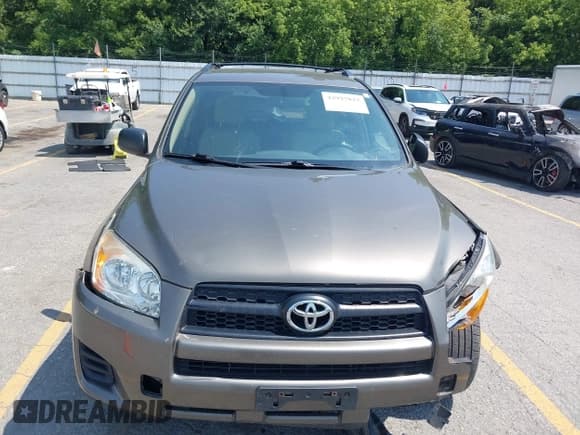 ✅ 2011 Toyota RAV4 • VIN: 2T3BF4DV6BW135924 • Lot: 42927825. Listed on IAAI with 165,103 mi. Free auction sales archive from the USA and detailed vehicle history report at DreamBid. Image 12.