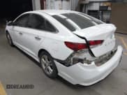 ✅ 2018 Hyundai Sonata Sport Plus • VIN: 5NPE34AF7JH607055 • Lot: 43617516. Listed on IAAI with 111,585 mi. Free auction sales archive from the USA and detailed vehicle history report at DreamBid. Image 3.