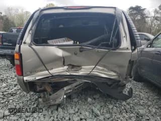 ✅ 2001 Chevrolet Suburban LT • VIN: 3GNFK16T71G165804 • Лот: 51233275. Опубликован ранее на Copart с пробегом Не указан. Бесплатный доступ к архиву аукционных продаж из США и подробный отчёт об истории автомобиля на DreamBid. Изображение 6.